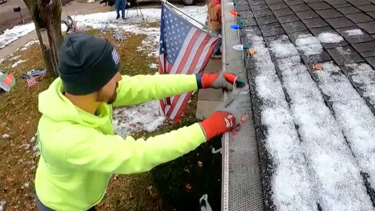 Local Pool Company Giving Back For The Holidays